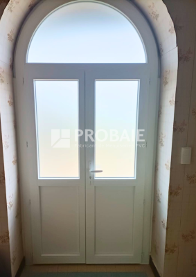 Porte plein cintre Évêché